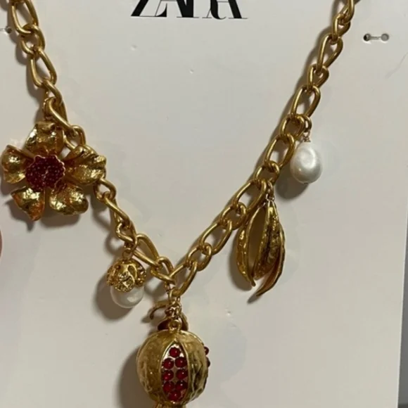 Zara necklace - Picture 5 of 5